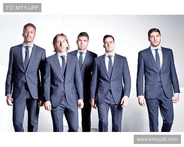 围绕1990年世界杯时装秀的潮流记忆与激情碰撞风尚变迁与舞台传奇 围绕1990年世界杯时装秀的潮流记忆与激情碰撞风尚变迁与舞台传奇