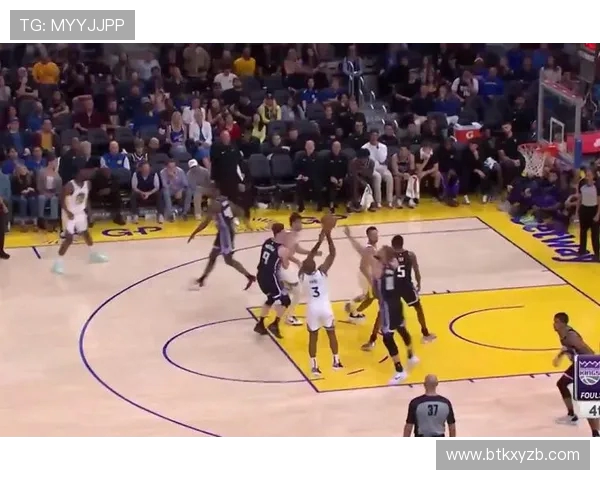 保罗回忆火箭时期库里防守表现赞其如今防守水平显著提升 保罗回忆火箭时期库里防守表现赞其如今防守水平显著提升