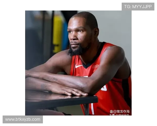 杜兰特第三节状态低迷6投仅1中全场表现不佳失误频频影响球队进攻